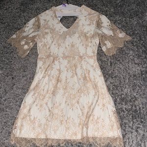 White/rose gold lace mini